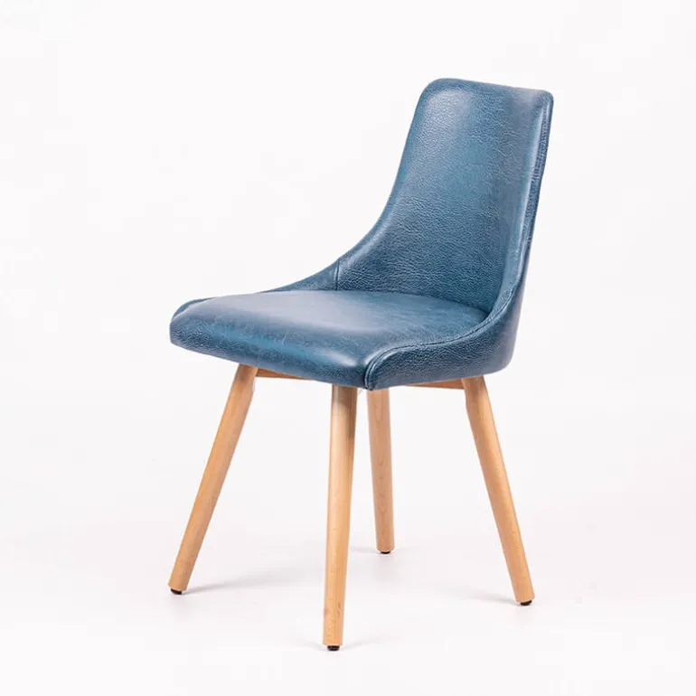 Lars Chaise confortable avec pieds en bois